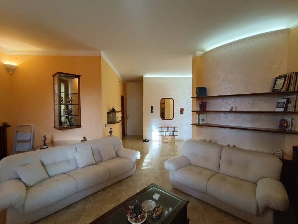 casa indipendente in vendita a Pegognaga