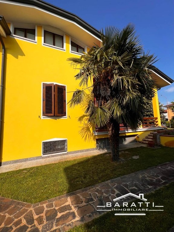 casa indipendente in vendita a Pegognaga
