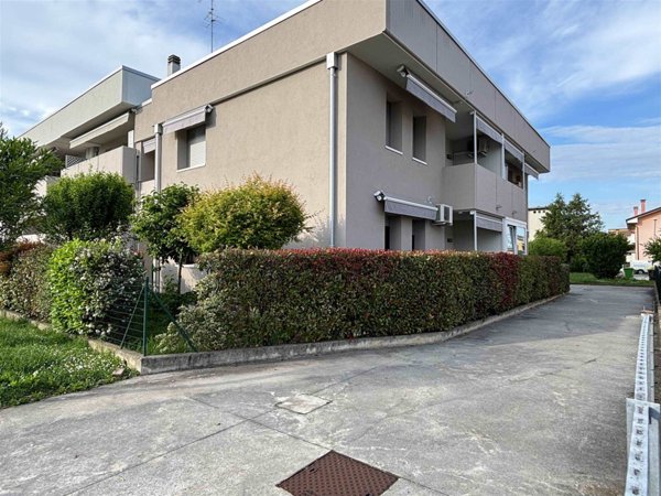 appartamento in vendita a Pegognaga in zona Polesine