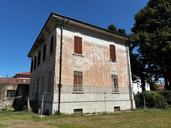 casa indipendente in vendita a Pegognaga