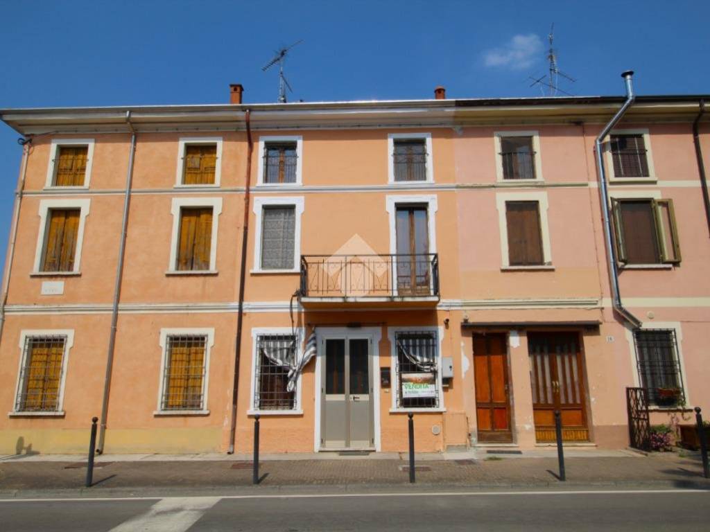 casa indipendente in vendita a Pegognaga