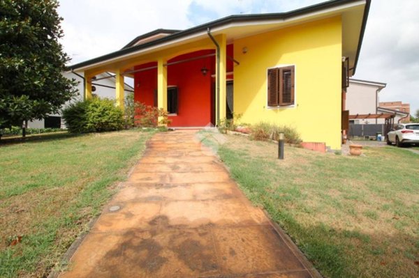 casa indipendente in vendita a Pegognaga