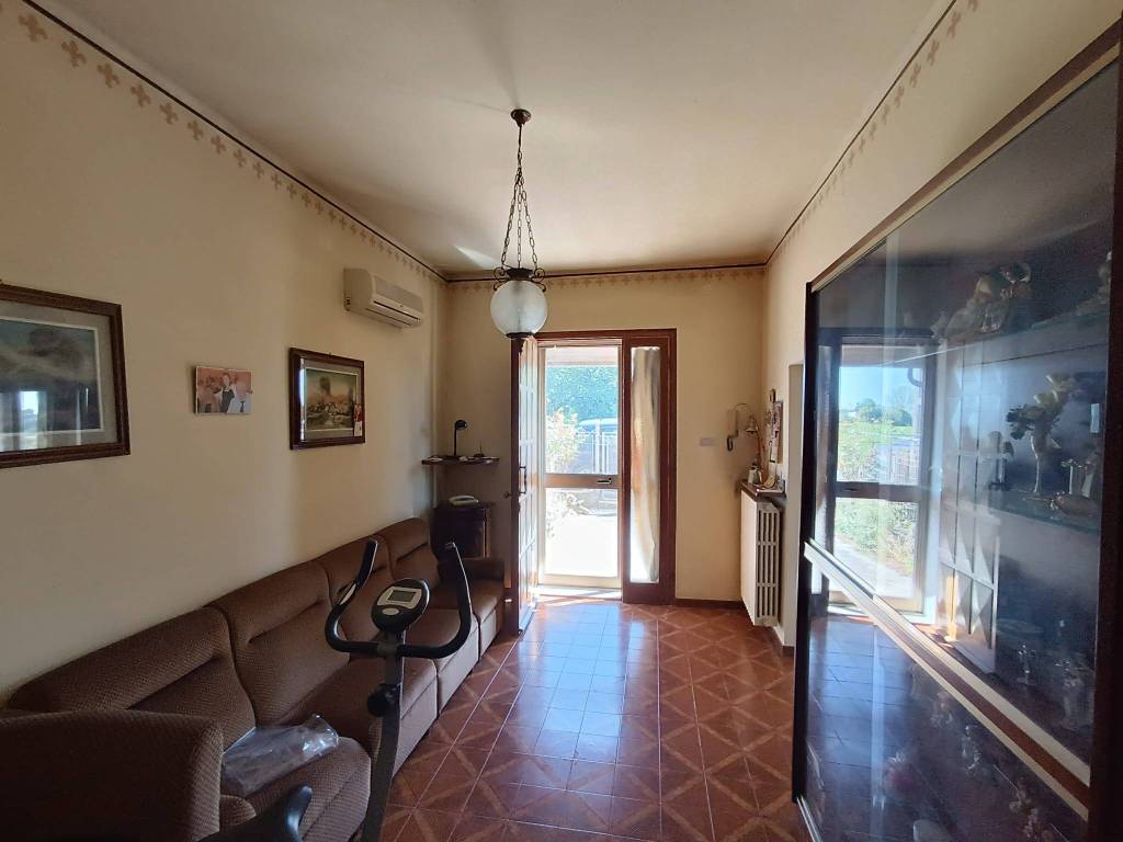 casa indipendente in vendita a Pegognaga