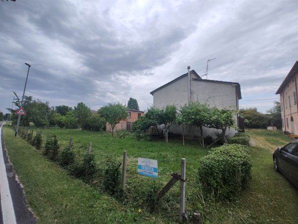 casa semindipendente in vendita a Pegognaga