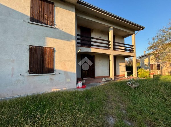 casa indipendente in vendita a Pegognaga