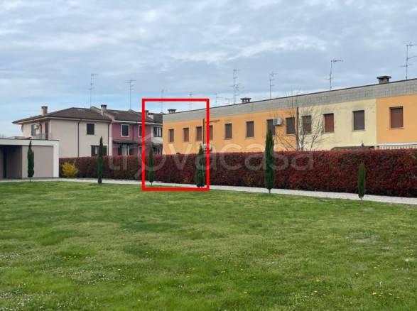 casa indipendente in vendita a Pegognaga