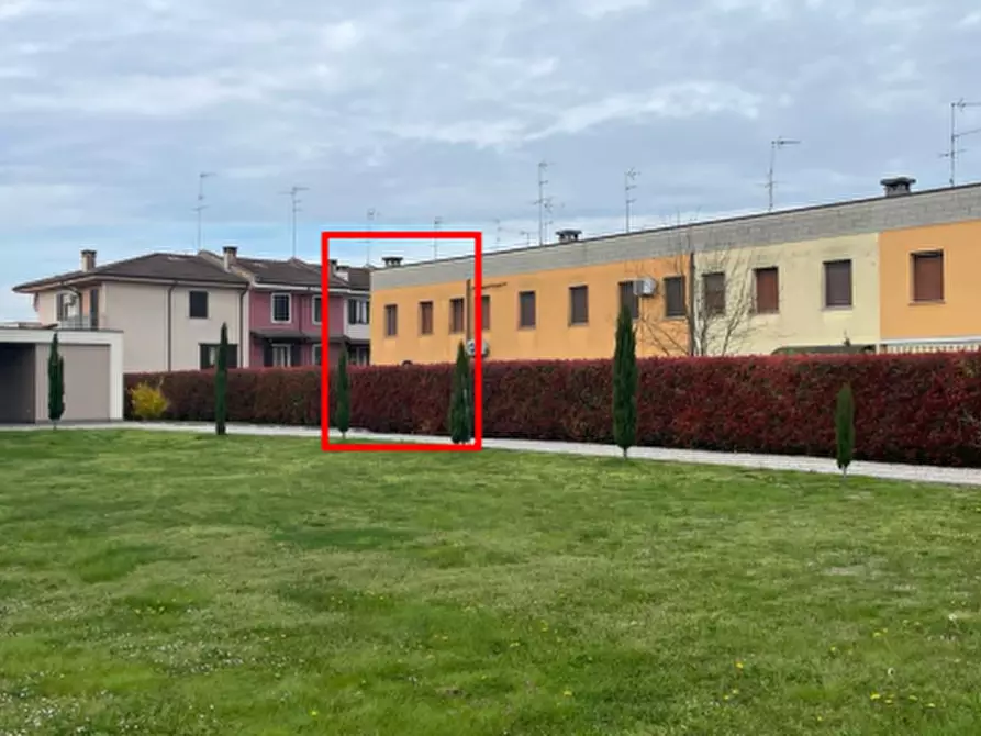 casa indipendente in vendita a Pegognaga