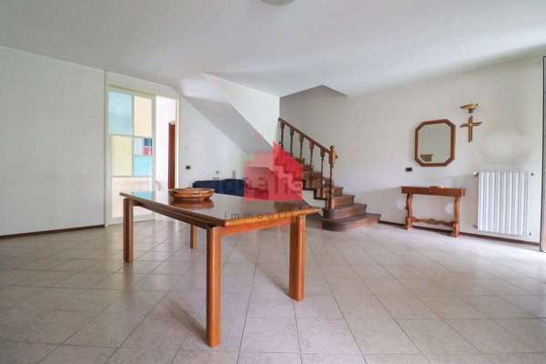 casa indipendente in vendita a Pegognaga