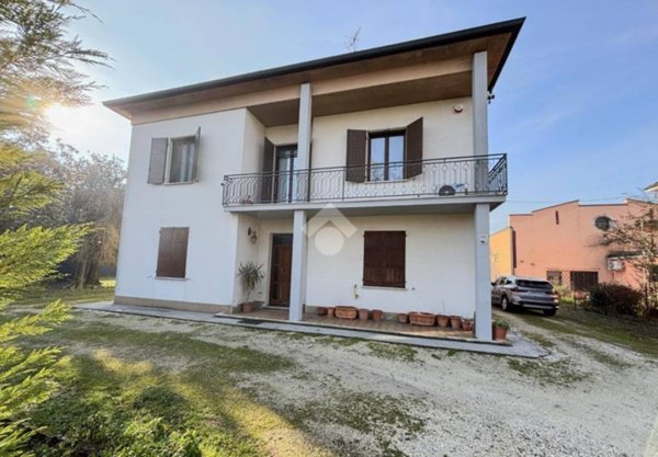 casa indipendente in vendita a Pegognaga