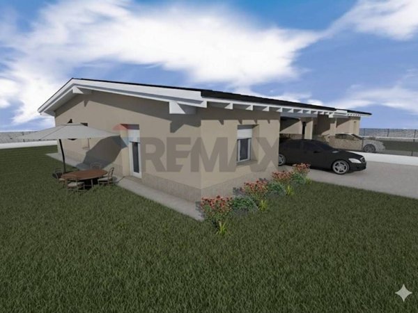 casa indipendente in vendita a Pegognaga