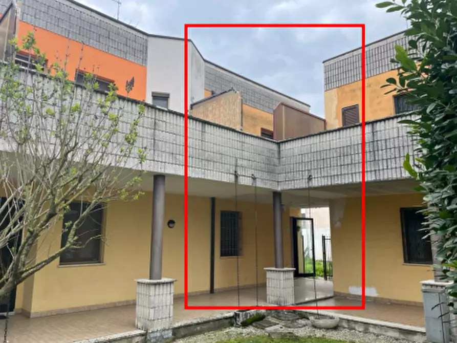 casa indipendente in vendita a Pegognaga