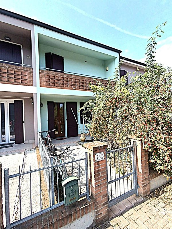 casa indipendente in vendita a Pegognaga