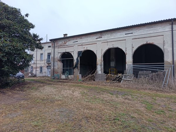 casa indipendente in vendita a Pegognaga in zona Sacca