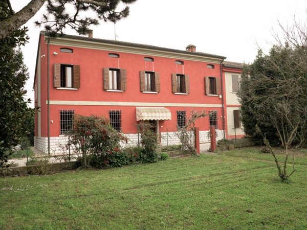 casa indipendente in vendita a Pegognaga in zona Sacca