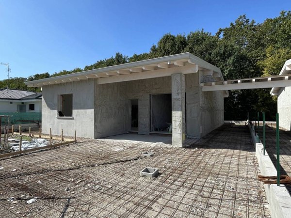casa indipendente in vendita a Pegognaga