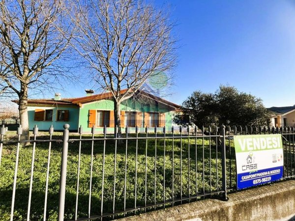 casa indipendente in vendita a Piubega