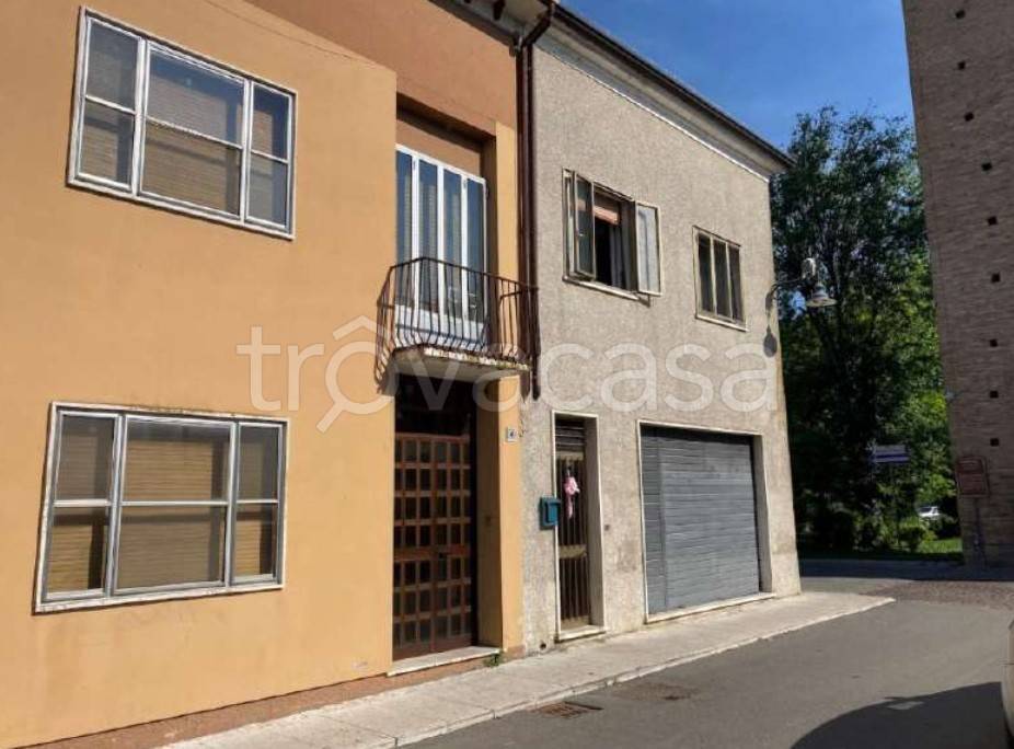 casa indipendente in vendita a Piubega