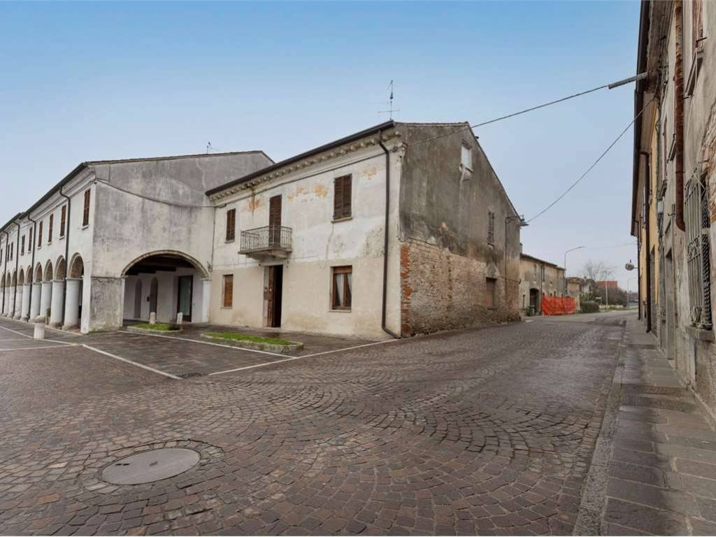 casa indipendente in vendita a Piubega