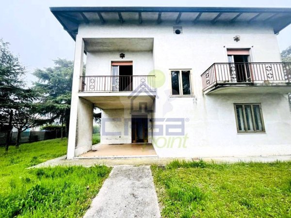 casa indipendente in vendita a Piubega