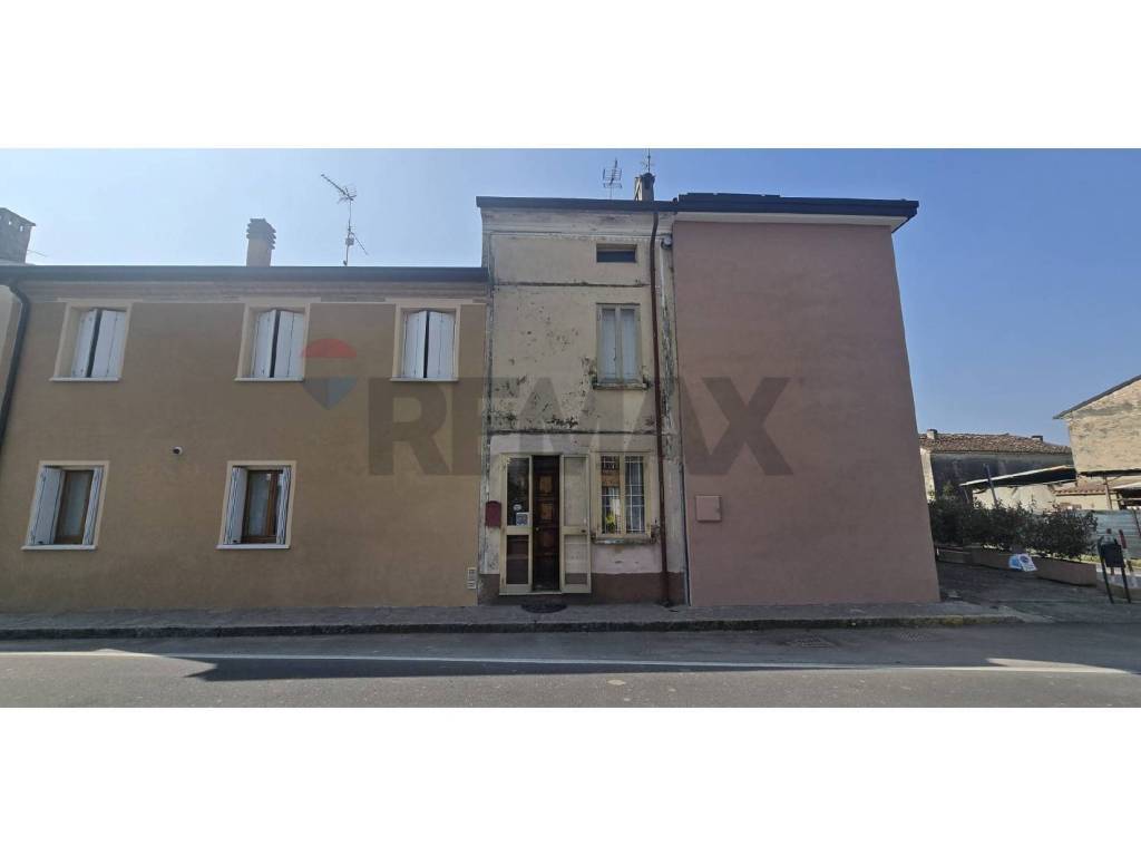 casa indipendente in vendita a Piubega