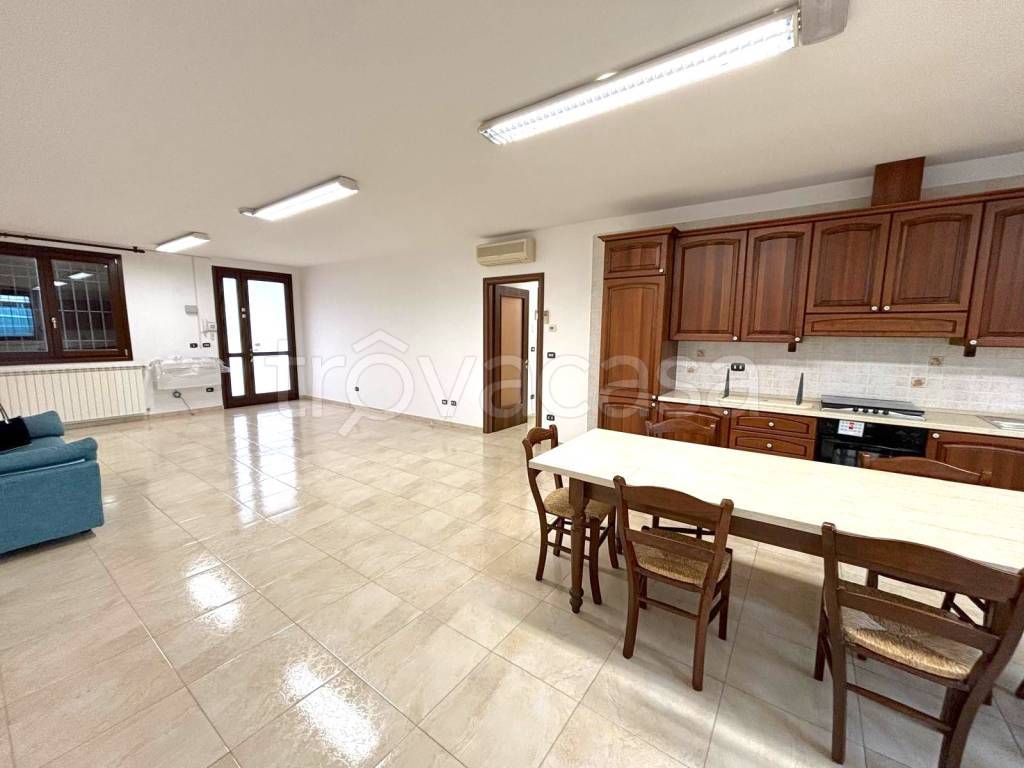 casa indipendente in vendita a Poggio Rusco