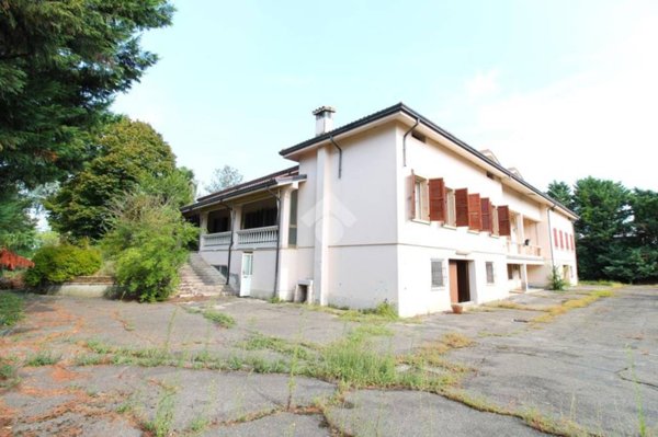 casa indipendente in vendita a Poggio Rusco
