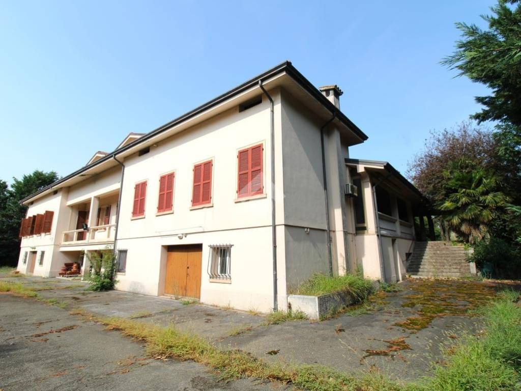 casa indipendente in vendita a Poggio Rusco