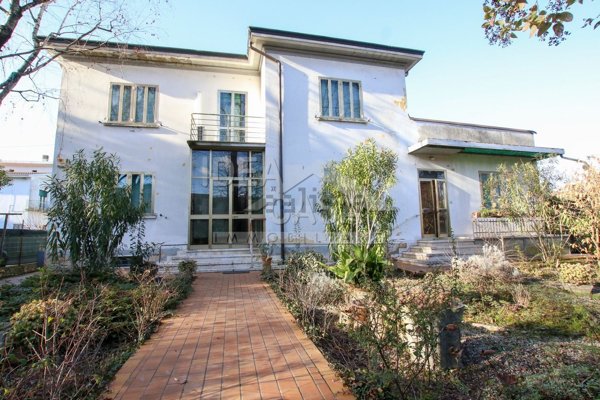 casa indipendente in vendita a Poggio Rusco