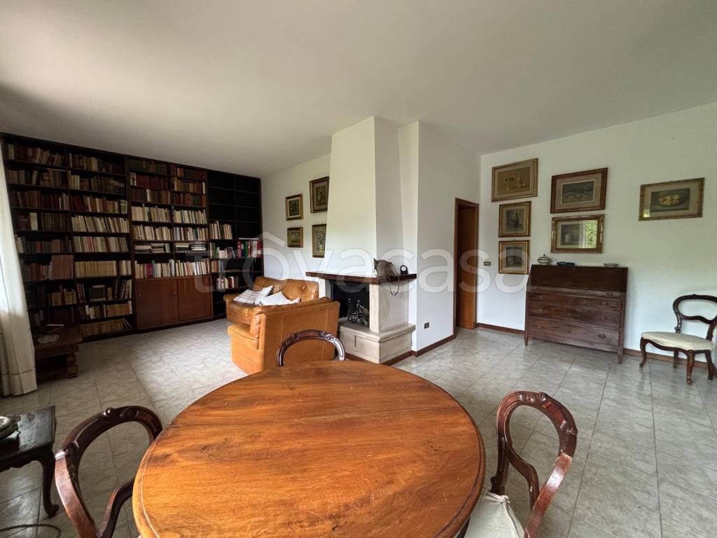 casa indipendente in vendita a Poggio Rusco