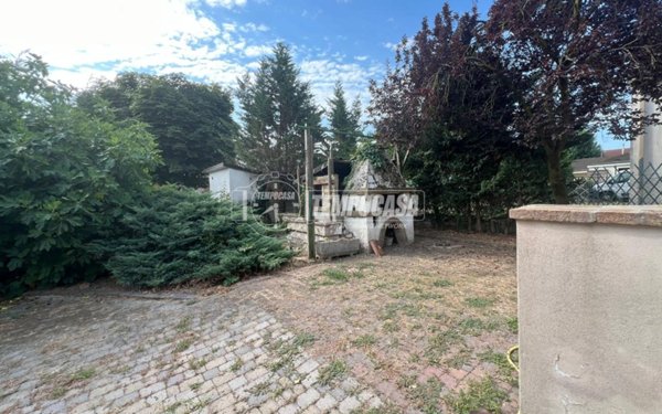 casa indipendente in vendita a Poggio Rusco