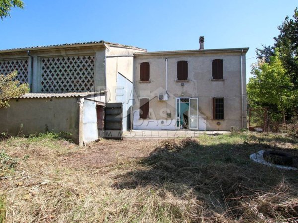 casa indipendente in vendita a Poggio Rusco
