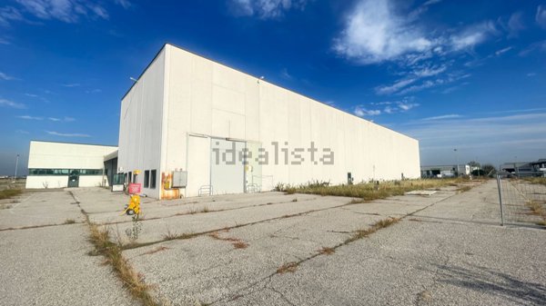 terreno edificabile in vendita a Poggio Rusco