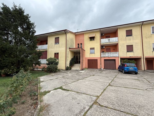 appartamento in vendita a Poggio Rusco in zona Agnolo