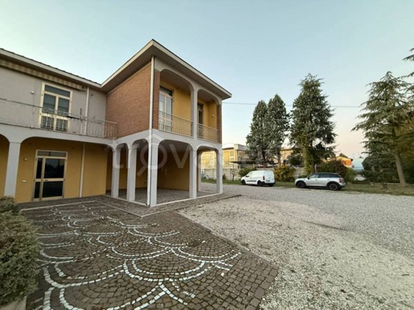 casa indipendente in vendita a Poggio Rusco