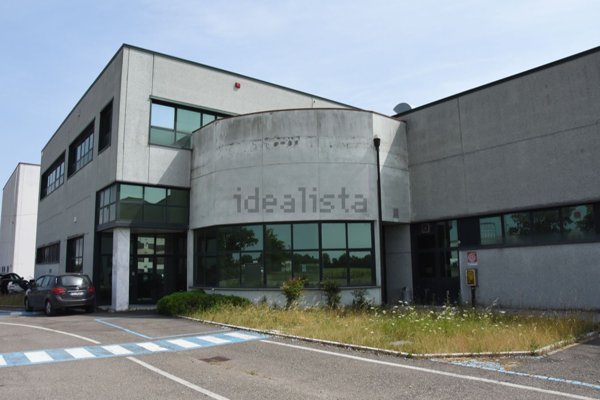 terreno edificabile in vendita a Poggio Rusco in zona Agnolo