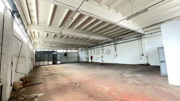 locale di sgombero in vendita a Poggio Rusco