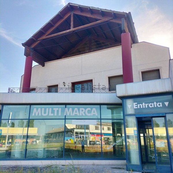 locale commerciale in vendita a Poggio Rusco