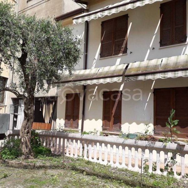 casa indipendente in vendita a Poggio Rusco