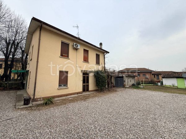 casa indipendente in vendita a Poggio Rusco