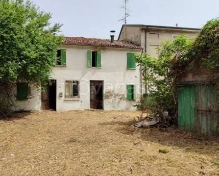 casa semindipendente in vendita a Poggio Rusco in zona Stoppiaro