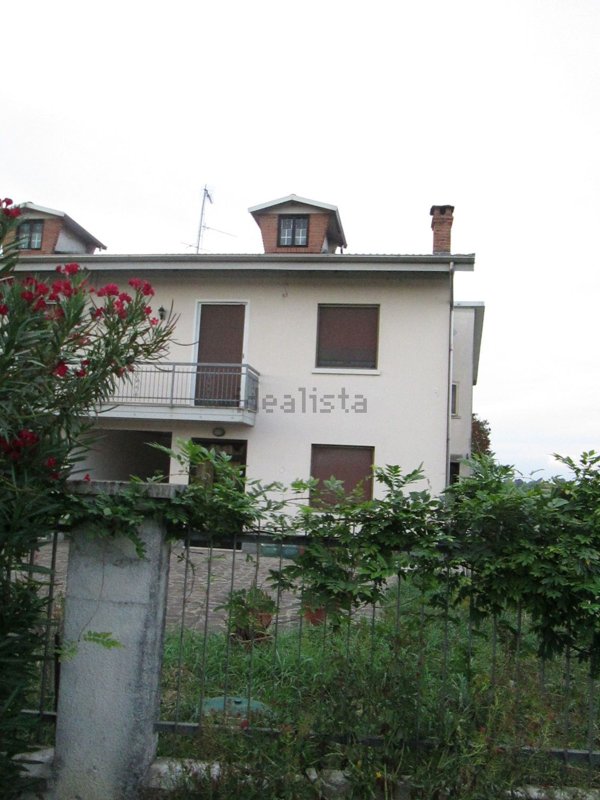 casa indipendente in vendita a Poggio Rusco