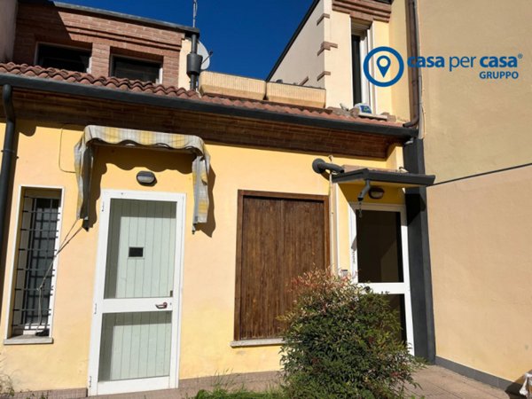 appartamento in vendita a Poggio Rusco in zona Agnolo