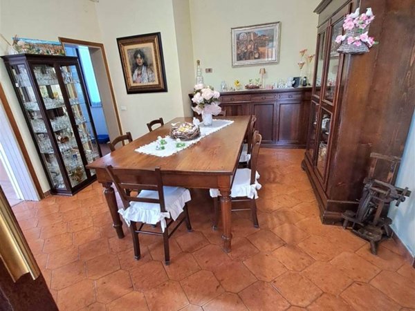 casa indipendente in vendita a Poggio Rusco in zona Dragoncello