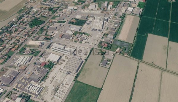 terreno edificabile in vendita a Poggio Rusco in zona Agnolo