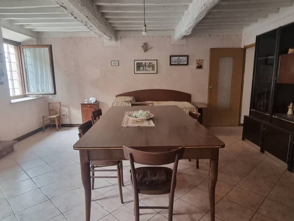 casa indipendente in vendita a Pomponesco