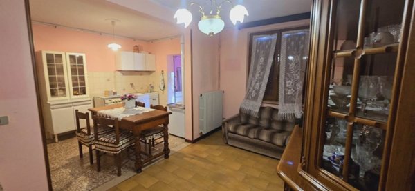 casa indipendente in vendita a Pomponesco