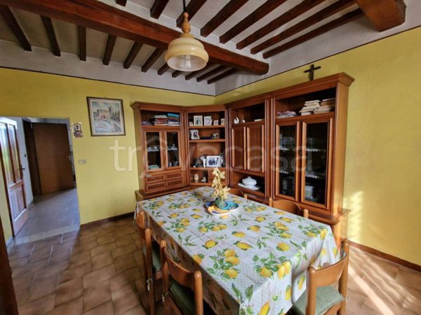 casa indipendente in vendita a Pomponesco