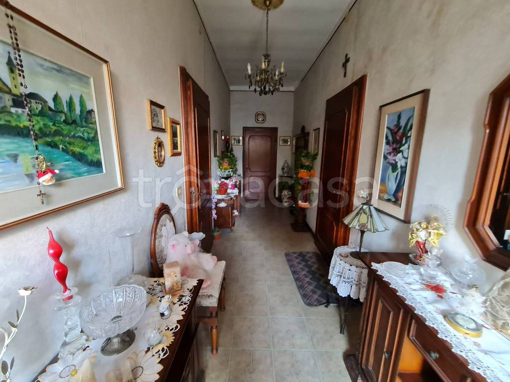 casa indipendente in vendita a Pomponesco