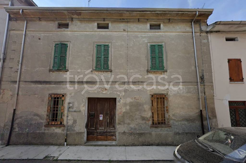casa indipendente in vendita a Pomponesco