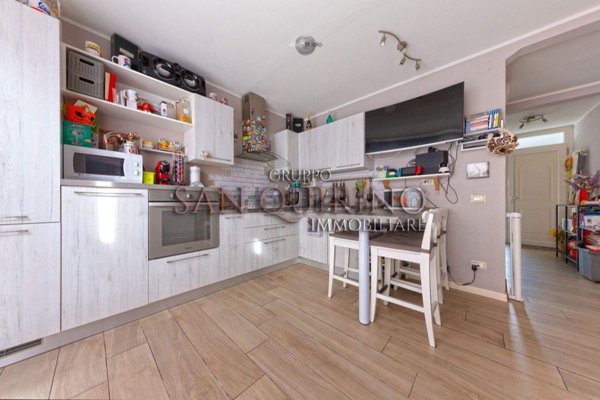 casa indipendente in vendita a Pomponesco